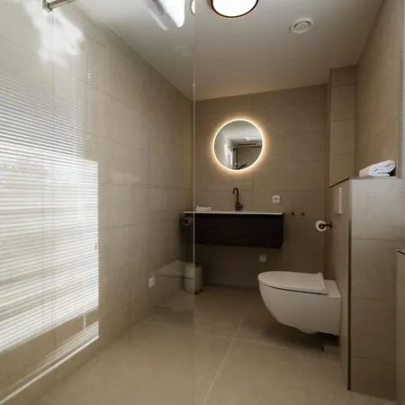 Hotel Boutique De Zeuve Meeren *